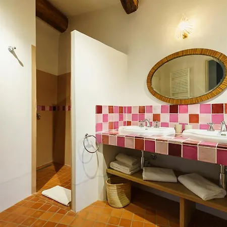 빌라 Sleeps 10 Pool Wifi Oppedette